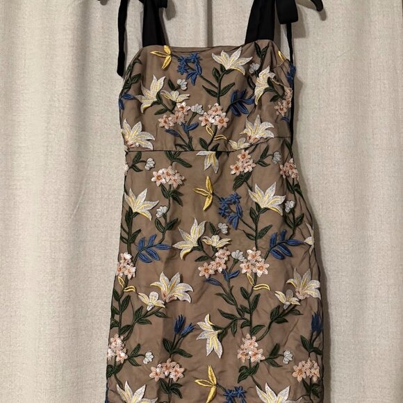 Endless Rose Embroidered Floral Mini Dress – Size Large - Picture 1 of 4